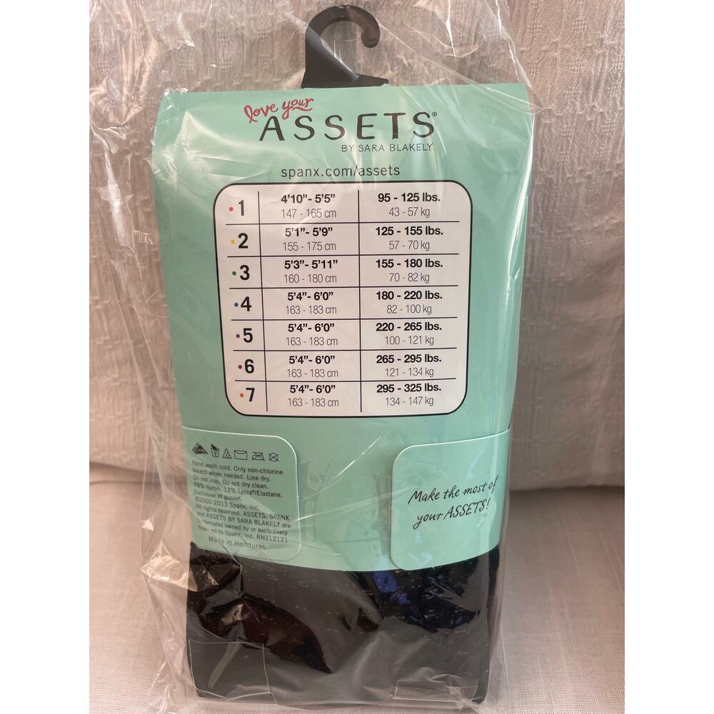 Spanx Assets Size 5 Shaping Tights Textured Wish Bone Black (2 of 3) NWT - Picture 3 of 3